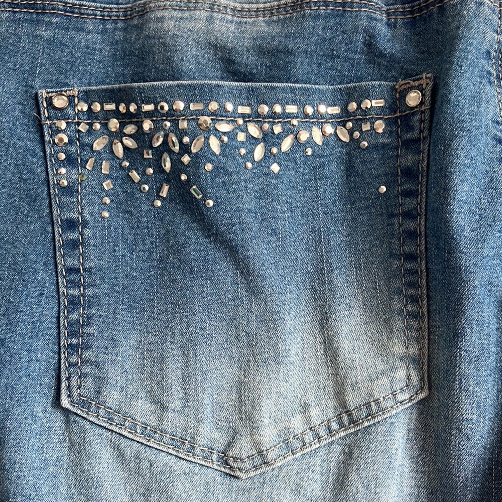REITMANS bedazzled jeans straight leg - Picture 6 of 15
